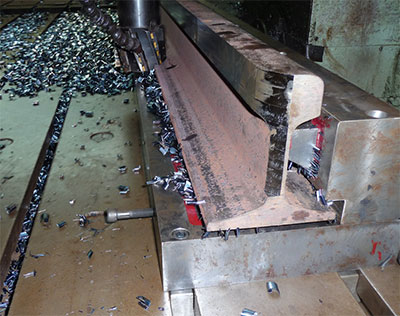 heavy duty milling of rail when clamping using an electro permanent magnetic chuck
